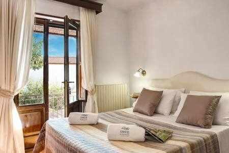 Gocce Villas - Villa De Flores Country Style Villa With Pool Масса-Лубренсе Экстерьер фото